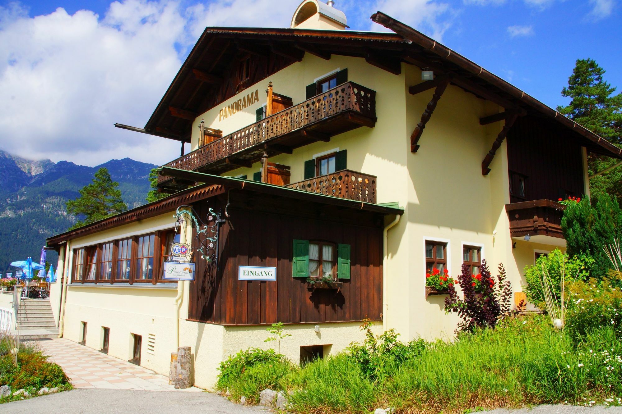 Landhotel Panorama Garmisch-Partenkirchen Exterior foto